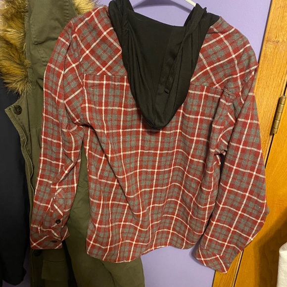 Flannel button up - Picture 3 of 3